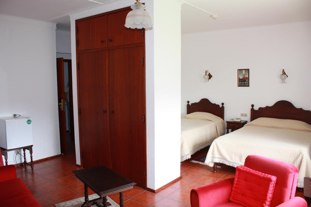 Hotel Dona Leonor Caldas Da Rainha Habitación foto